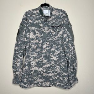 US ARMY Insect Shield Repellent Apparel Digital Camo Jacket - Sz M / XX-Long